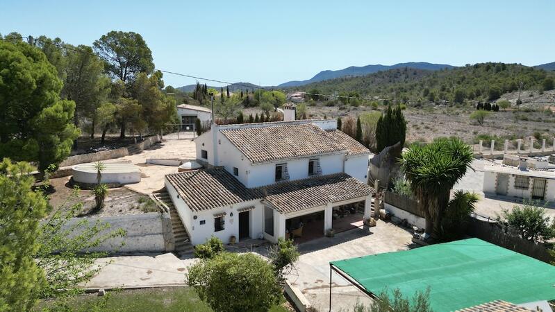 Villa til salg i Hondon de las Nieves, Alicante