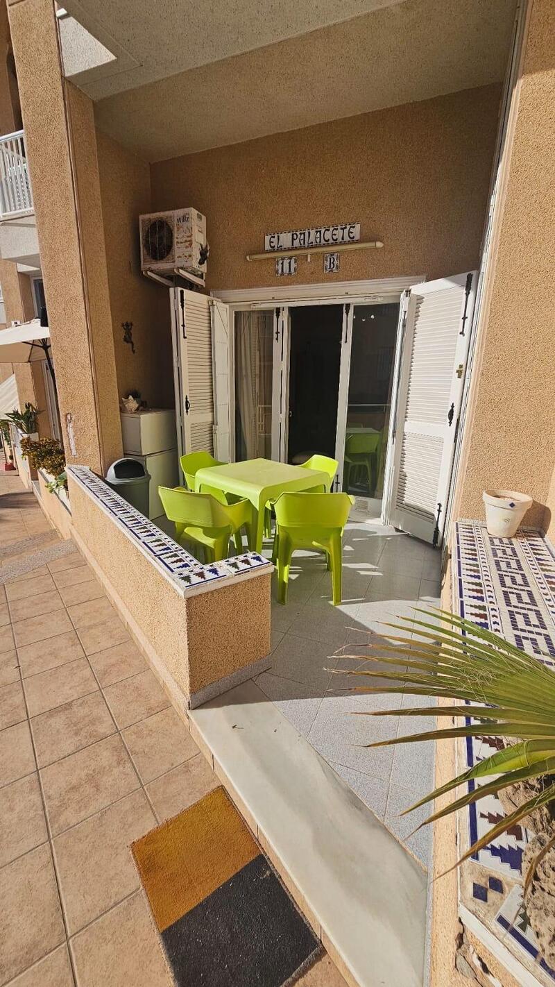 квартира продается в Torrevieja, Alicante