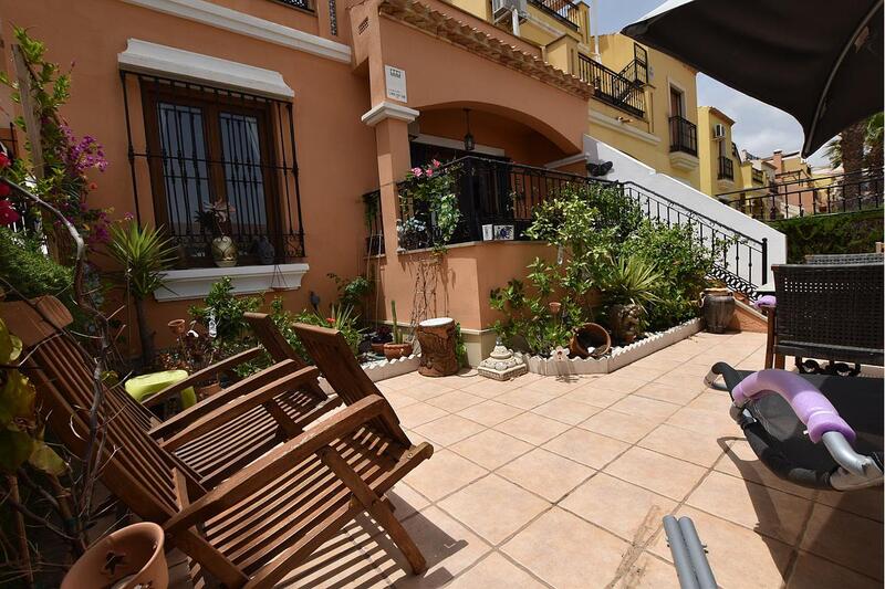 Townhouse for sale in Algorfa, Alicante