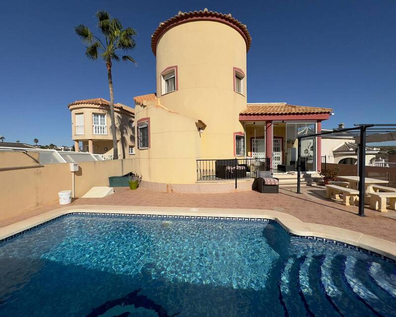 Villa en venta en Ciudad Quesada, Alicante