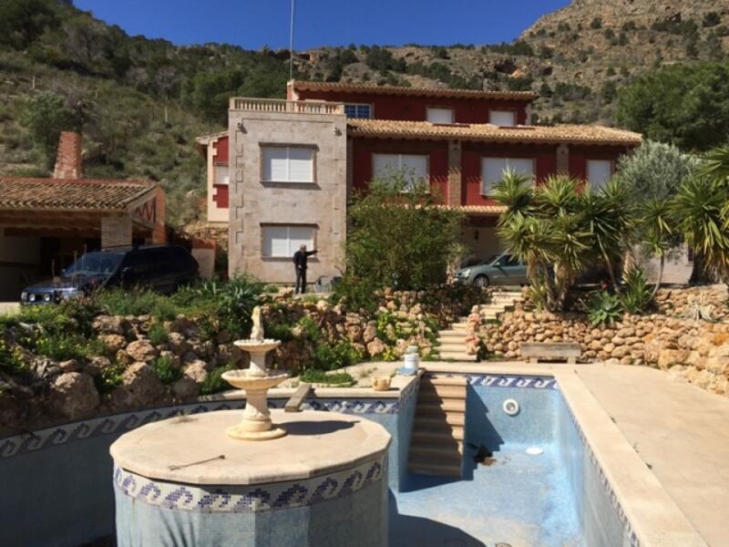 Villa til salgs i Pinar de Bonanza, Alicante