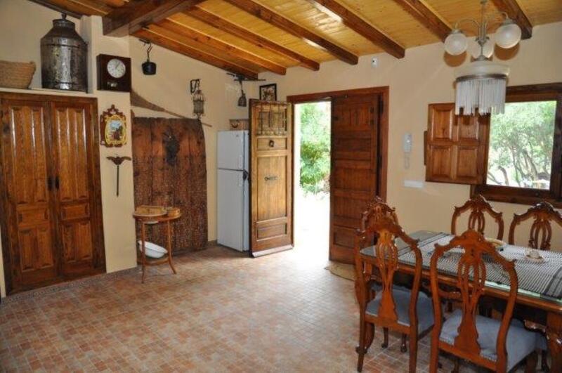 5 bedroom Country House for sale