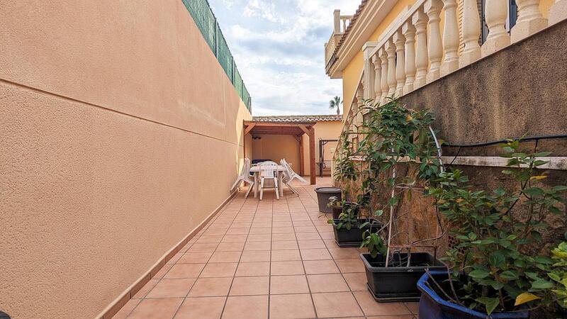 4 Cuarto Villa en venta