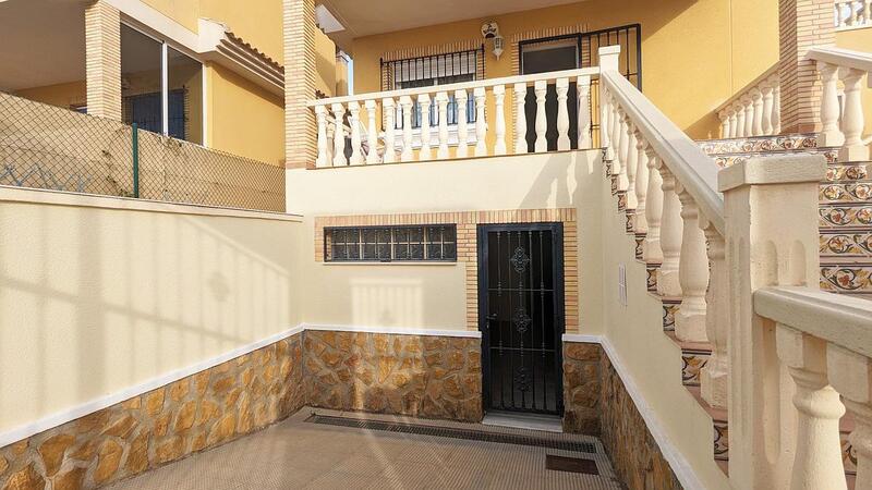 4 Cuarto Villa en venta