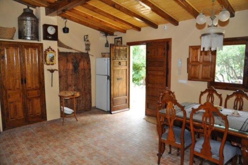 5 bedroom Country House for sale