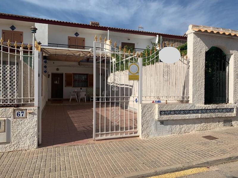 Villa en venta en Los Narejos, Murcia