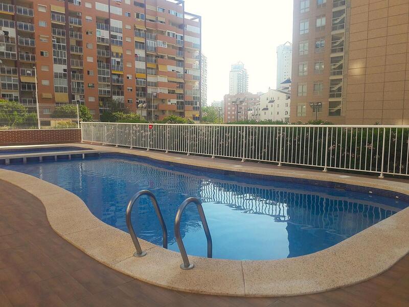 Apartamento en venta en Villajoyosa, Alicante