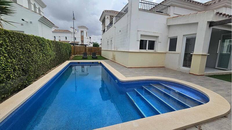 3 Cuarto Villa en venta