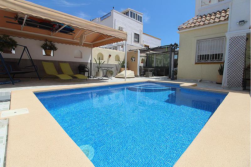 3 bedroom Villa for sale