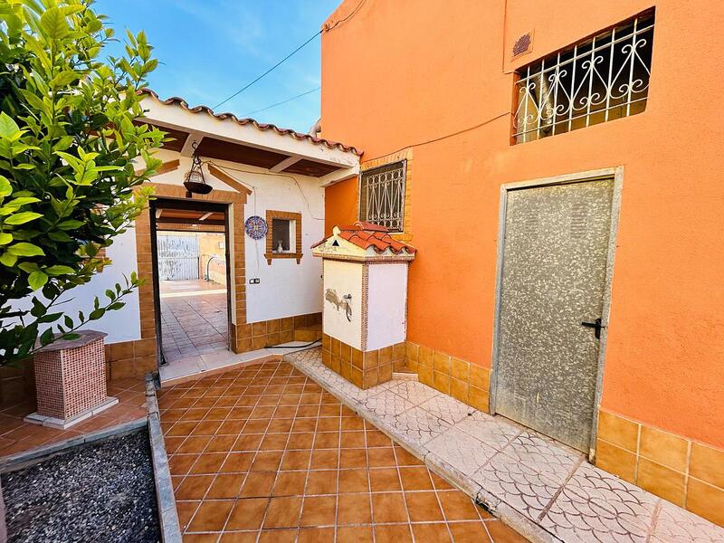 2 Cuarto Villa en venta