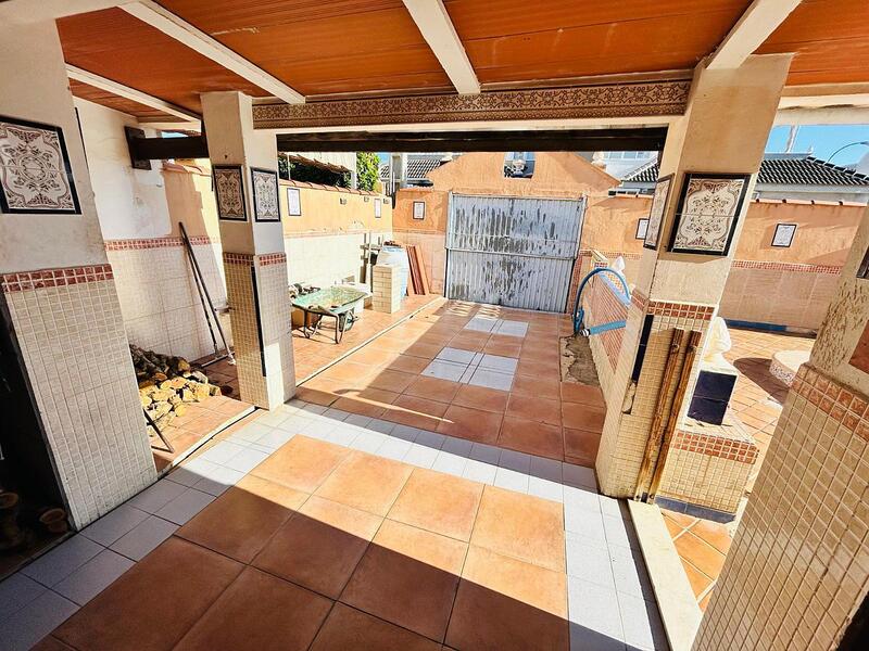 2 Cuarto Villa en venta