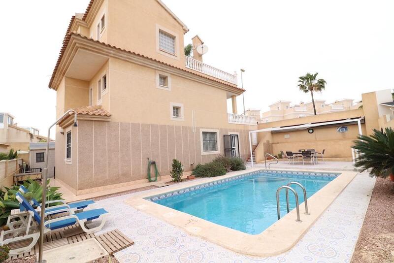 Villa for sale in Orihuela Costa, Alicante