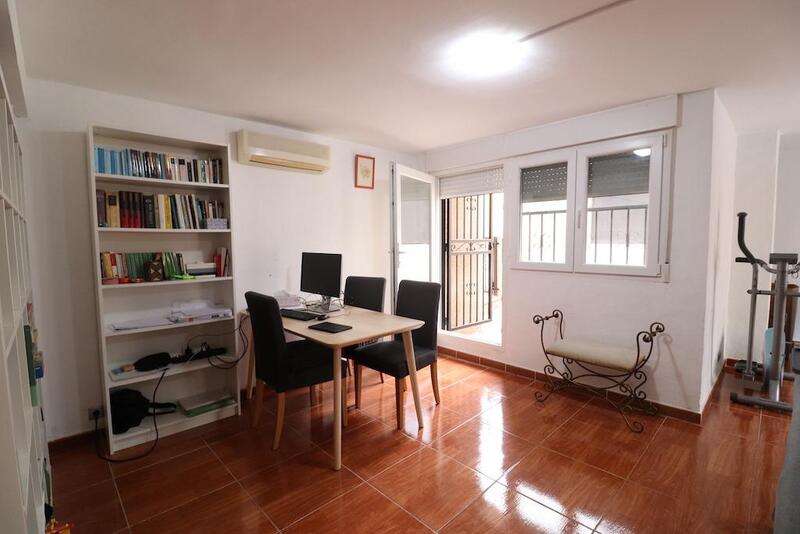 4 Cuarto Villa en venta