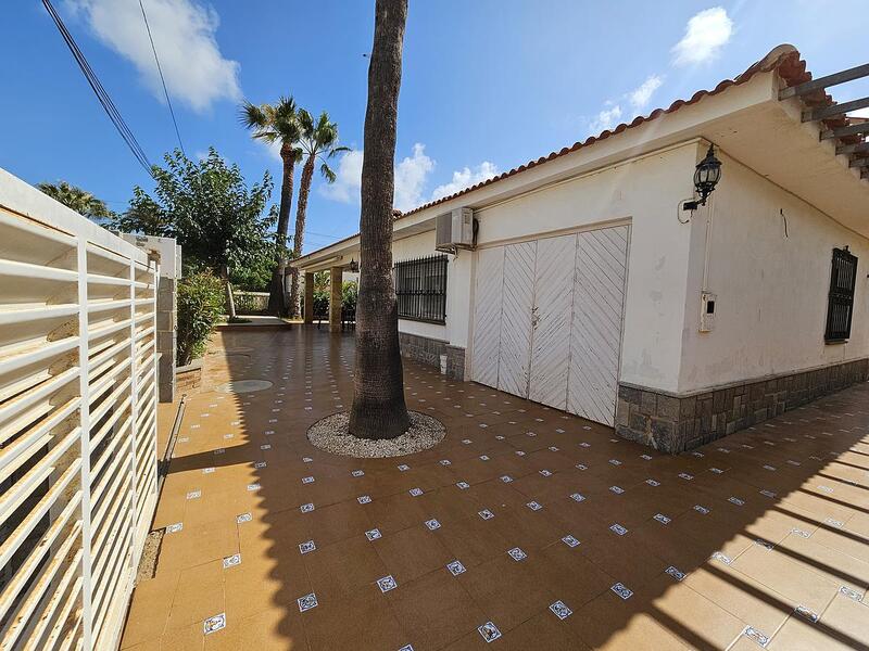 3 Cuarto Villa en venta