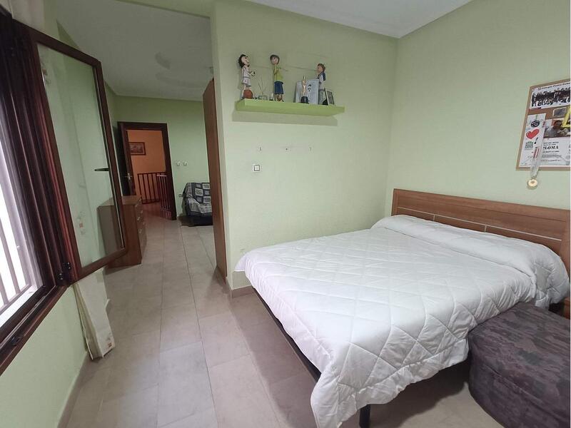 4 Cuarto Adosado en venta