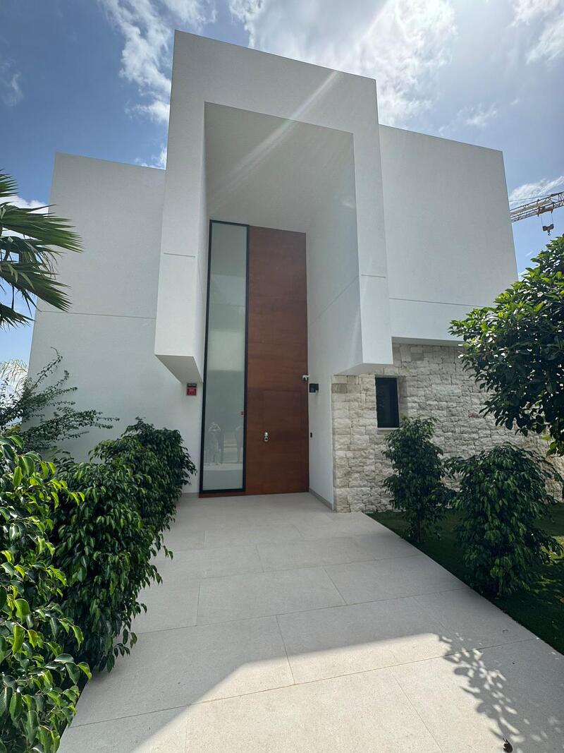 3 Cuarto Villa en venta