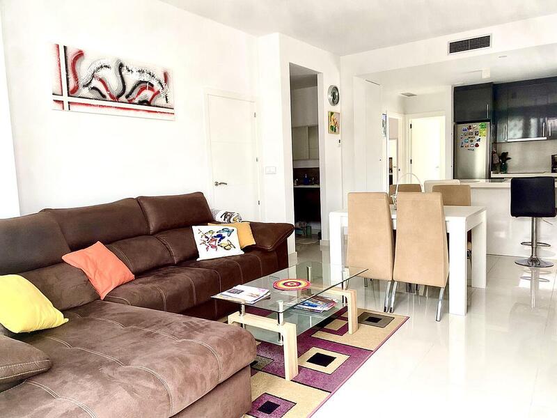 3 bedroom Apartment for sale