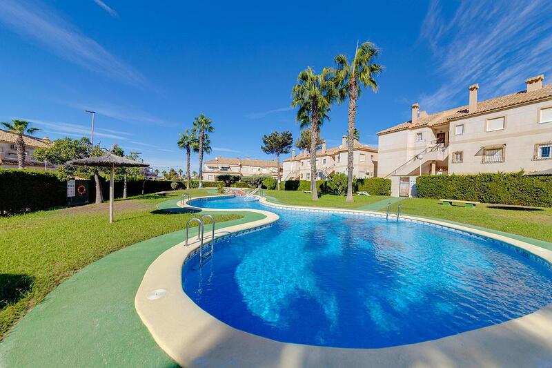 Townhouse for sale in Torrevieja, Alicante