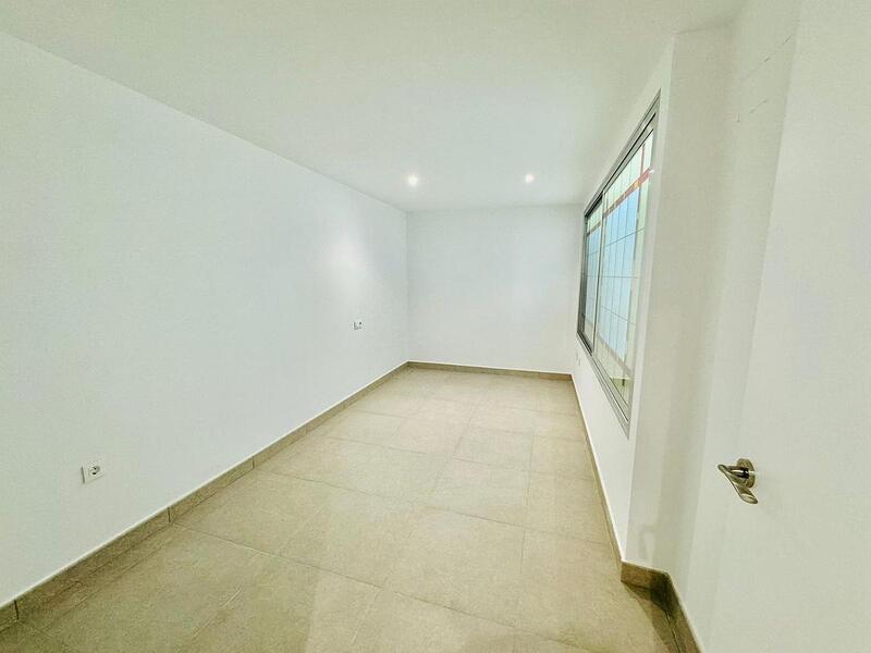 3 slaapkamer Appartement Te koop