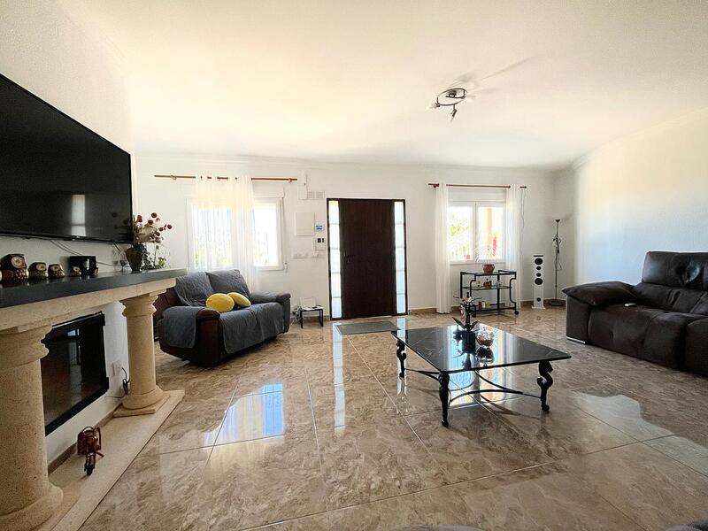 8 Cuarto Villa en venta