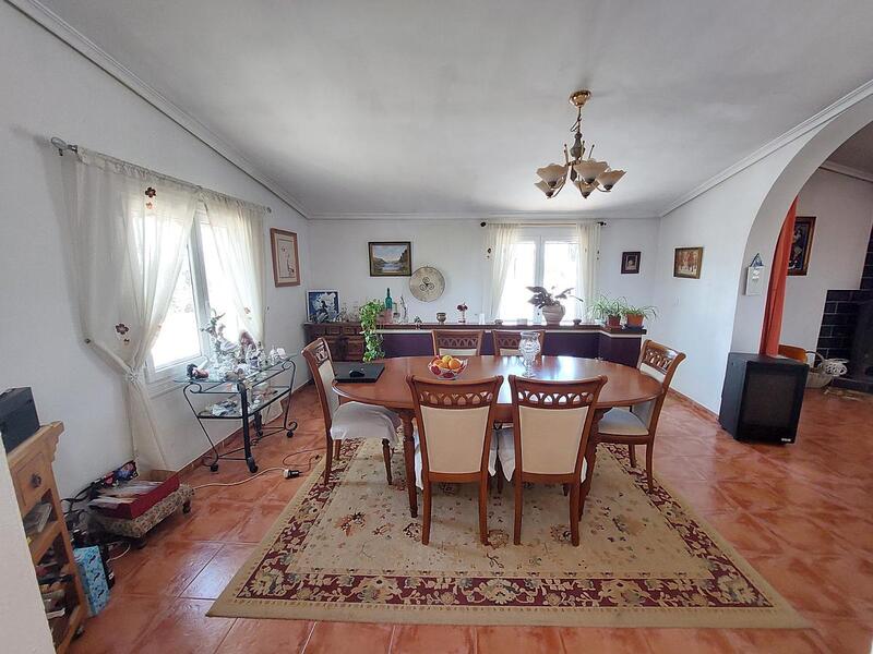 3 bedroom Country House for sale