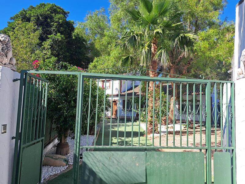 5 Cuarto Villa en venta