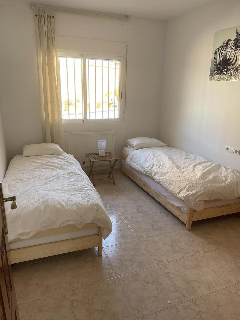 2 slaapkamer Appartement Te koop