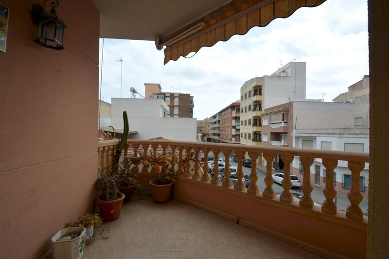 8 Cuarto Villa en venta