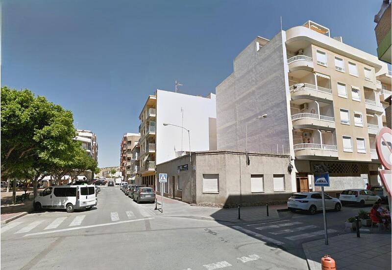 Gezinswoning Te koop in Guardamar del Segura, Alicante