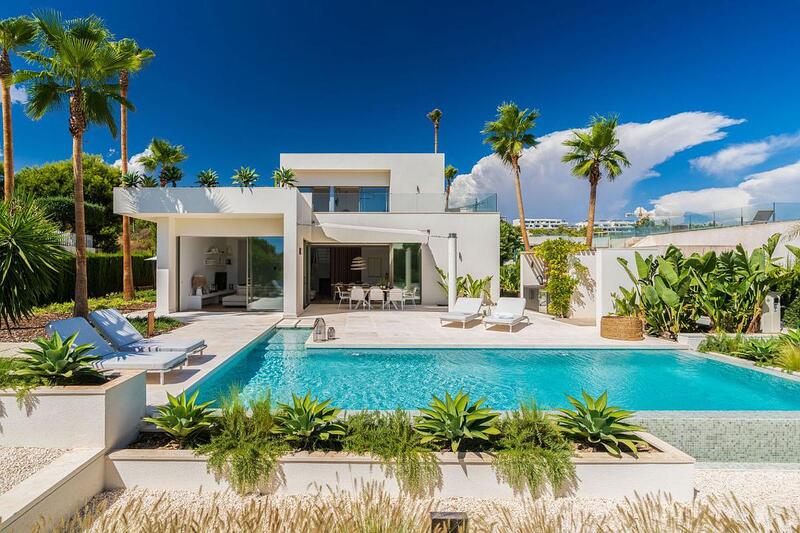 Villa for sale in Orihuela Costa, Alicante