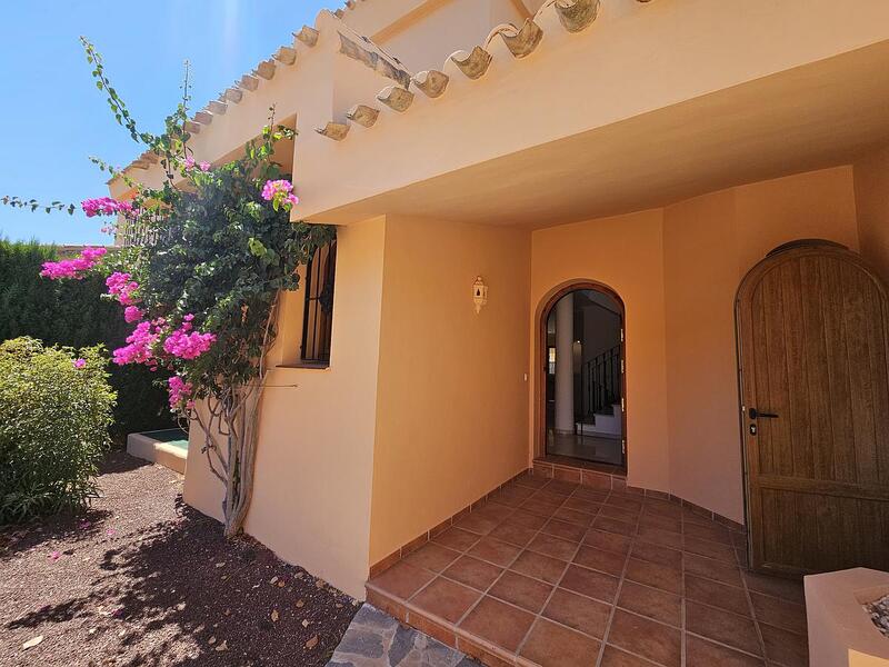 3 Cuarto Villa en venta