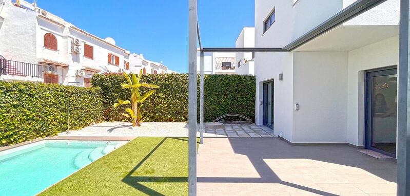 2 Cuarto Villa en venta