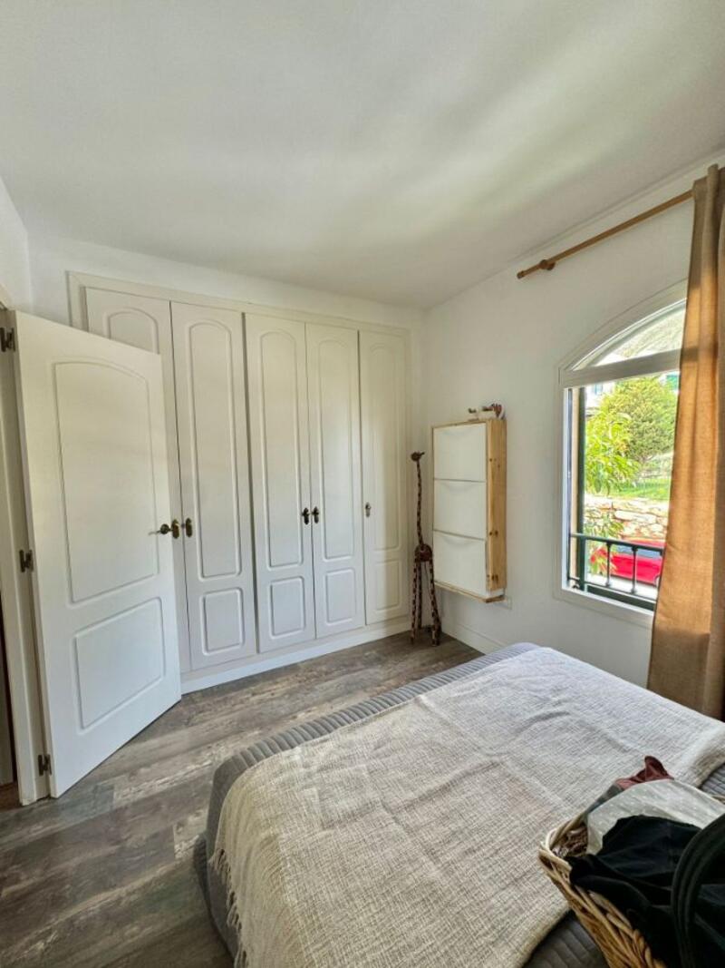 2 Schlafzimmer Landhaus zu verkaufen