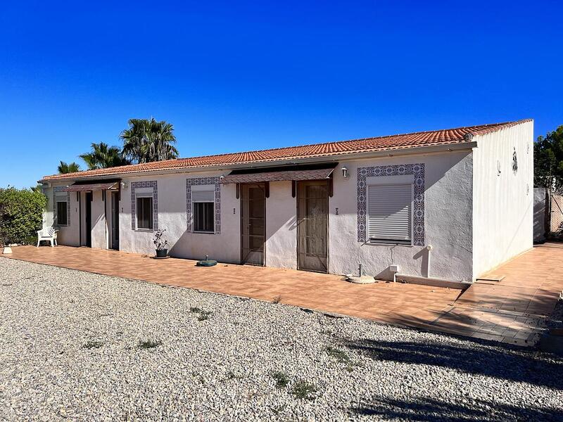 7 Cuarto Casa de Campo en venta