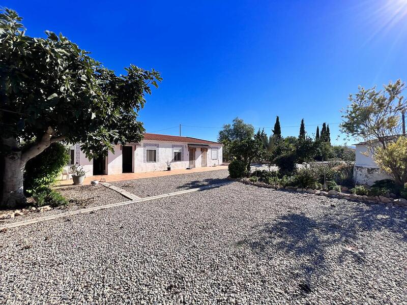 7 Cuarto Casa de Campo en venta