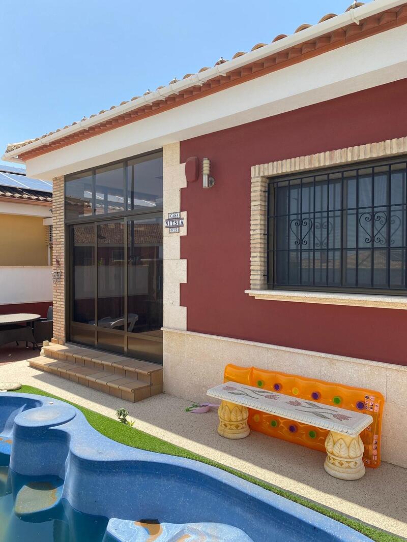 3 Cuarto Villa en venta