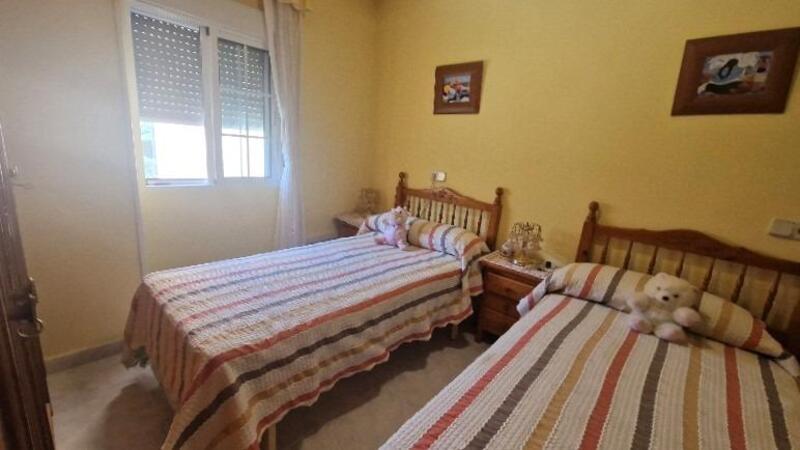 2 Cuarto Adosado en venta