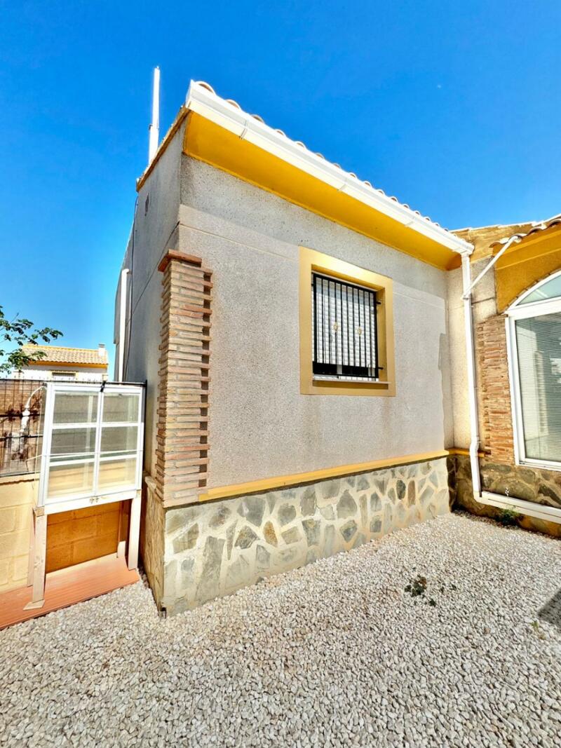 4 Cuarto Villa en venta