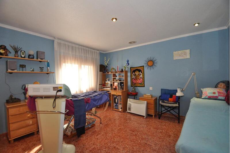 3 Schlafzimmer Stadthaus zu verkaufen