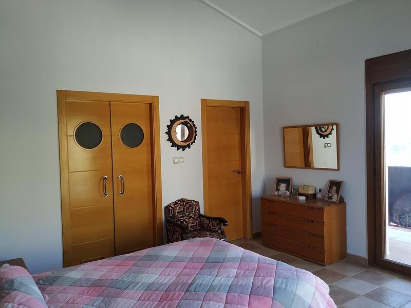 4 Cuarto Villa en venta