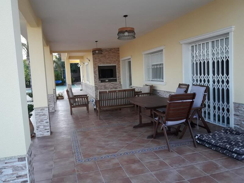 3 Cuarto Villa en venta