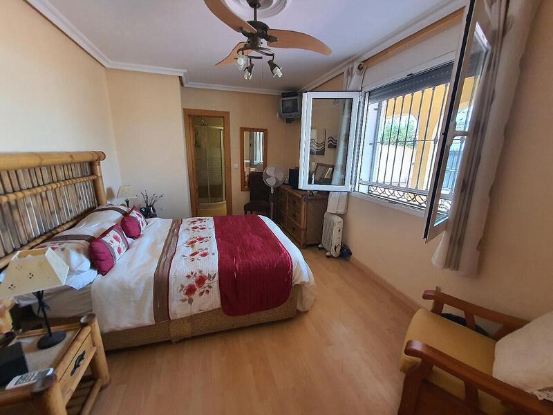 6 chambre Villa à vendre