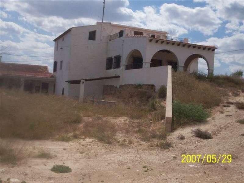 Landhuis Te koop in Novelda, Alicante