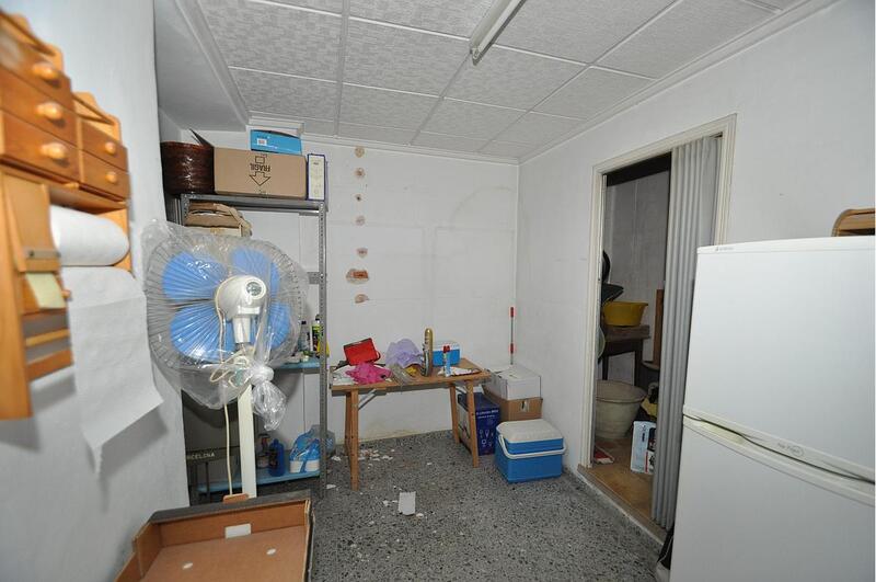 12 slaapkamer Gezinswoning Te koop