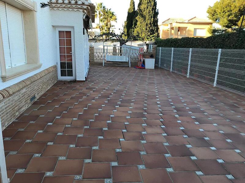 6 Cuarto Villa en venta