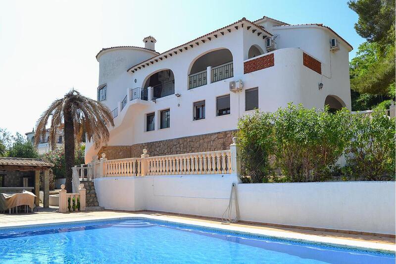 Villa til salgs i Pedreguer, Alicante