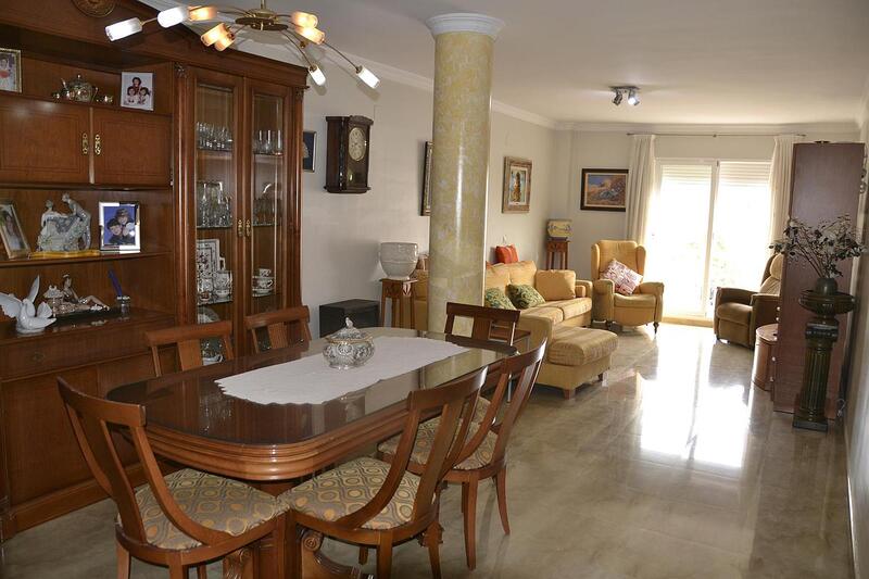 3 bedroom Apartment for sale