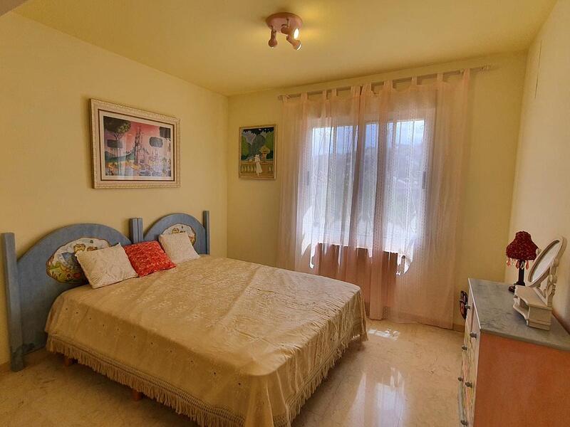 6 Cuarto Villa en venta