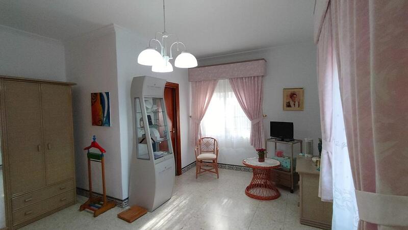 4 Cuarto Villa en venta