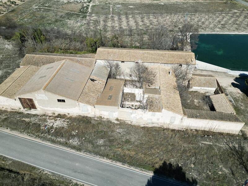 Landhaus zu verkaufen in Villena, Alicante